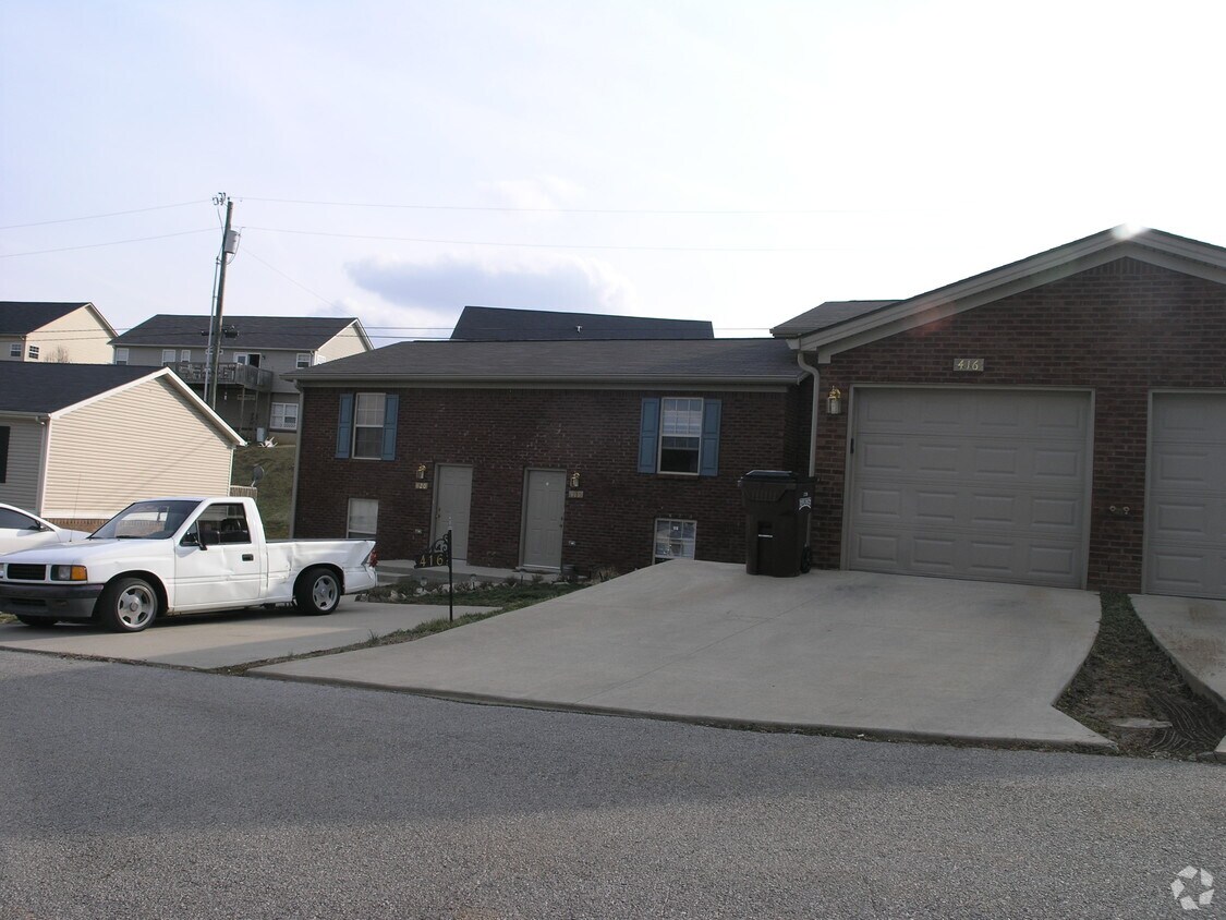 418516 Sutherland Dr, Nicholasville, KY 40356 Apartments in