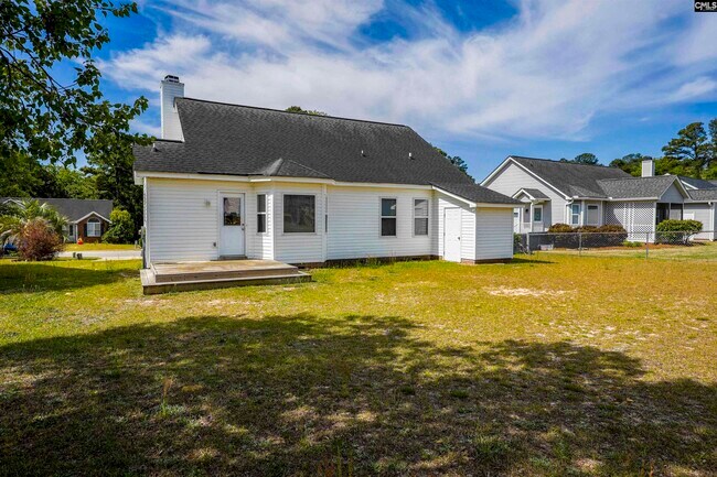 Building Photo - 133 Wildflower Ln