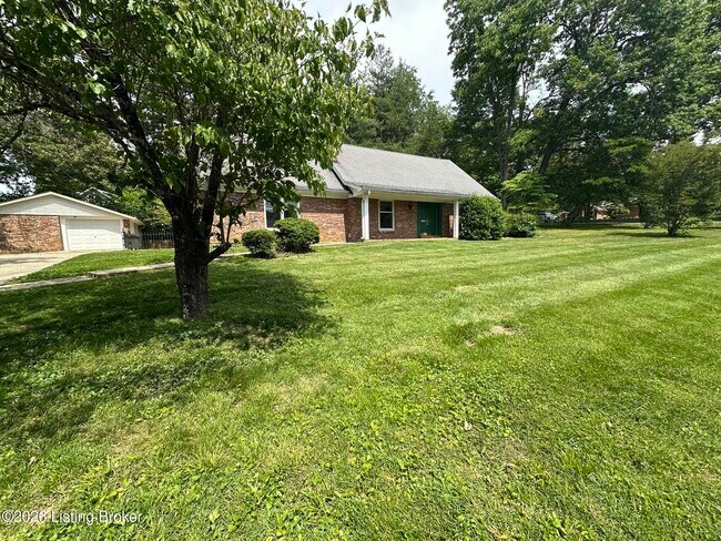 Foto del edificio - 634 Cherrywood Dr