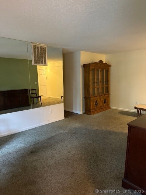 Foto del edificio - 365 Mather St