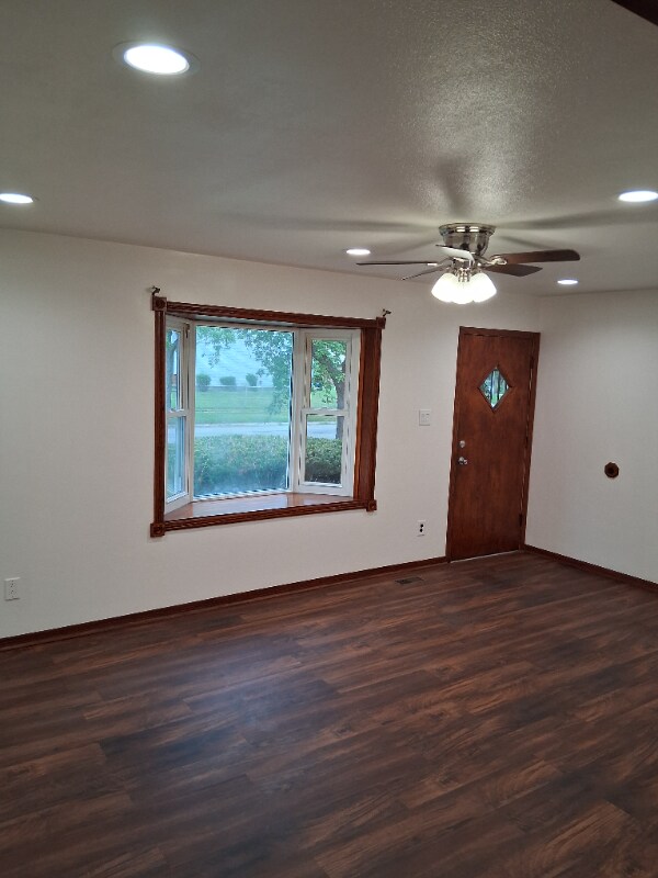 Foto del edificio - 21821 Orion Ave