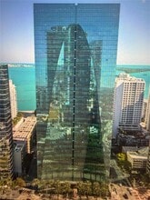 Building Photo - 1395 Brickell Ave