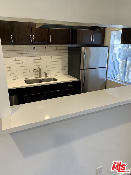 Foto del edificio - 7924 Clinton St