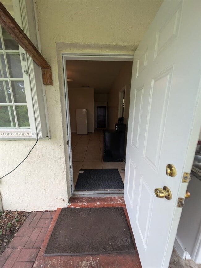 Foto del edificio - 10916 SW 37th Terrace