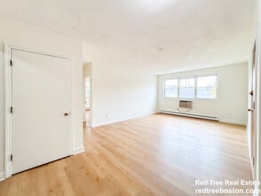 Building Photo - 11 Hodges Ave