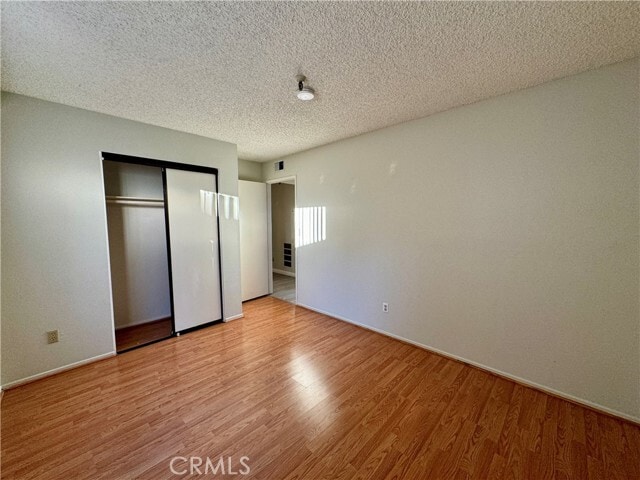 Foto del edificio - 987 E Del Mar Blvd