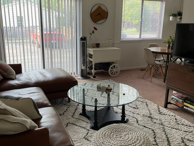 Foto del edificio - 1280 Dewey St