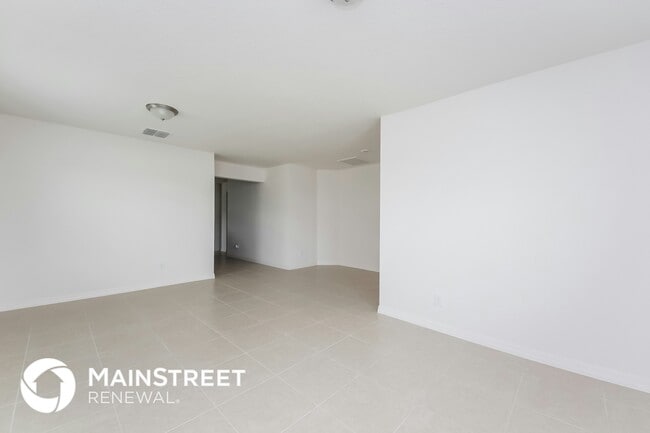 Foto del edificio - 1452 Swan Lake Cir