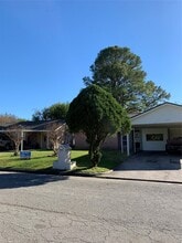 Building Photo - 538 Glenvale Dr