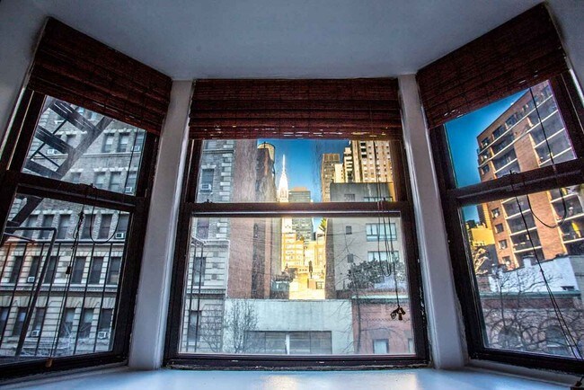 Foto del edificio - 152 E 35th St
