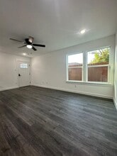 Building Photo - 7611 Shotwell St