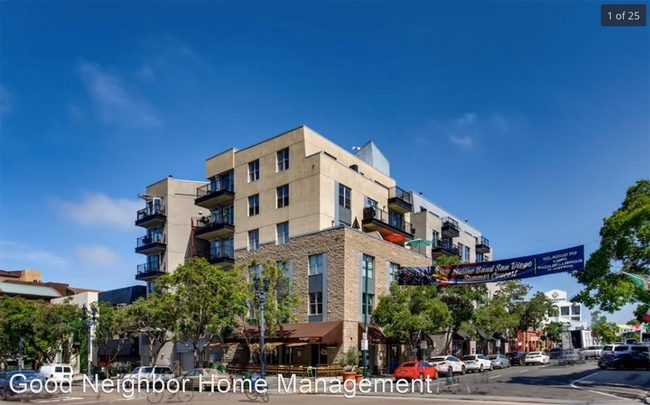 Building Photo - 1608 India St