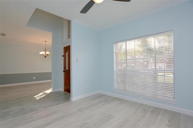 Foto del edificio - 3611 Walden Dr