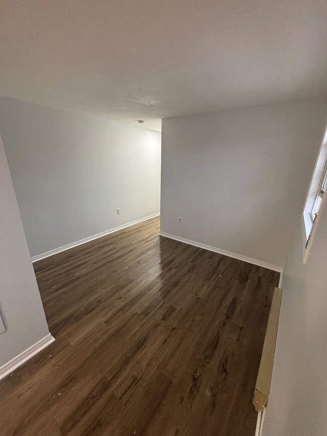 Building Photo - 121 Park St