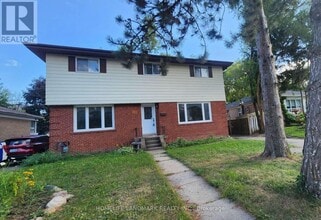 Building Photo - 42 Cartier Crescent