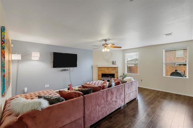 Foto del edificio - 9216 Old Clydesdale Dr