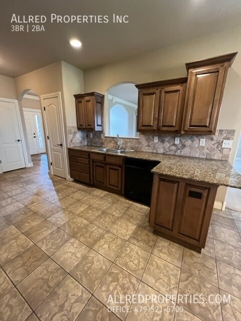 Foto del edificio - 4820 W Soapstone Dr