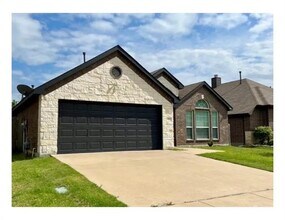 Building Photo - 509 Trailblazer Rd