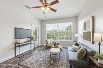 Building Photo - 7990 Baymeadows Rd E