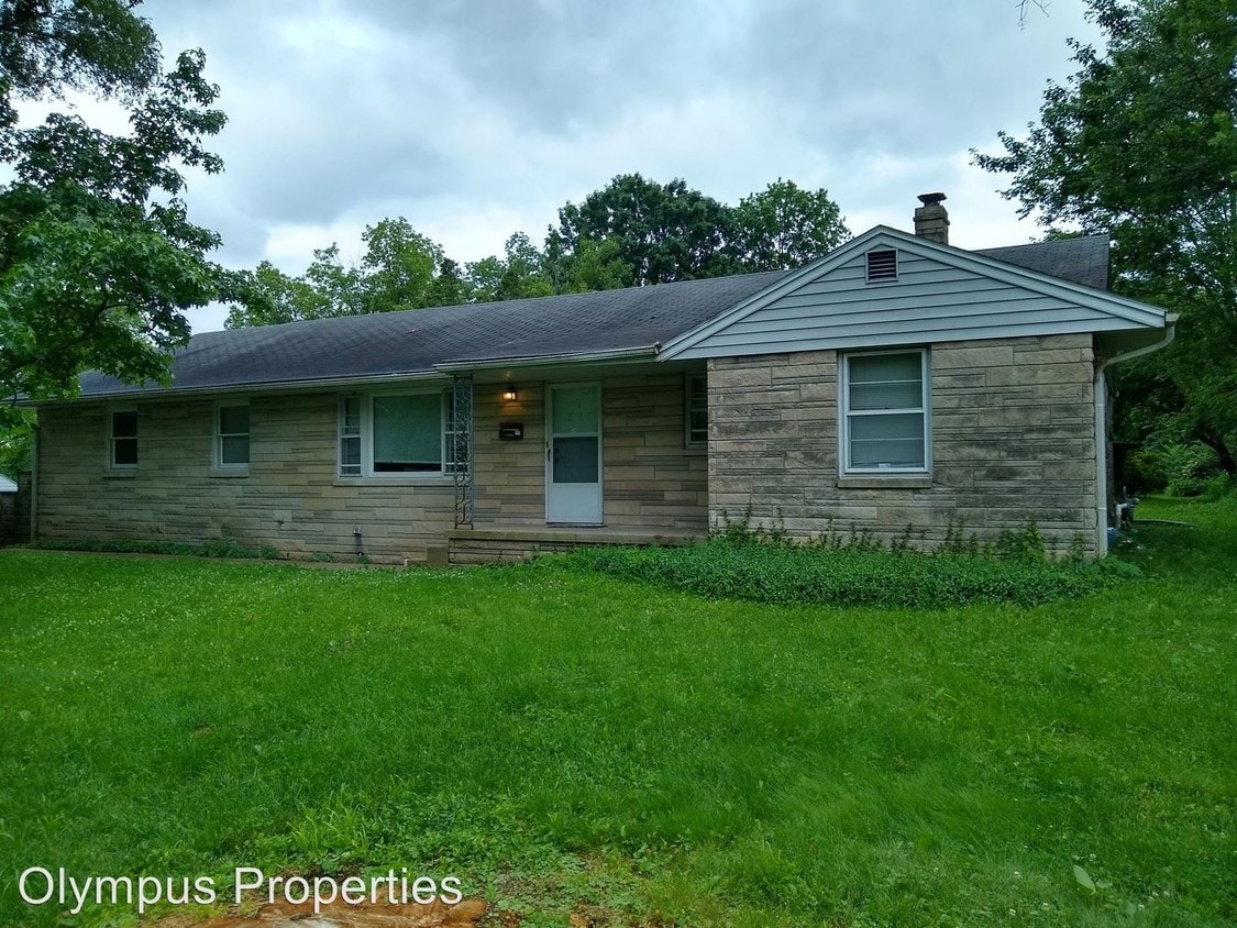 Primary Photo - 208 S Hillsdale Ct