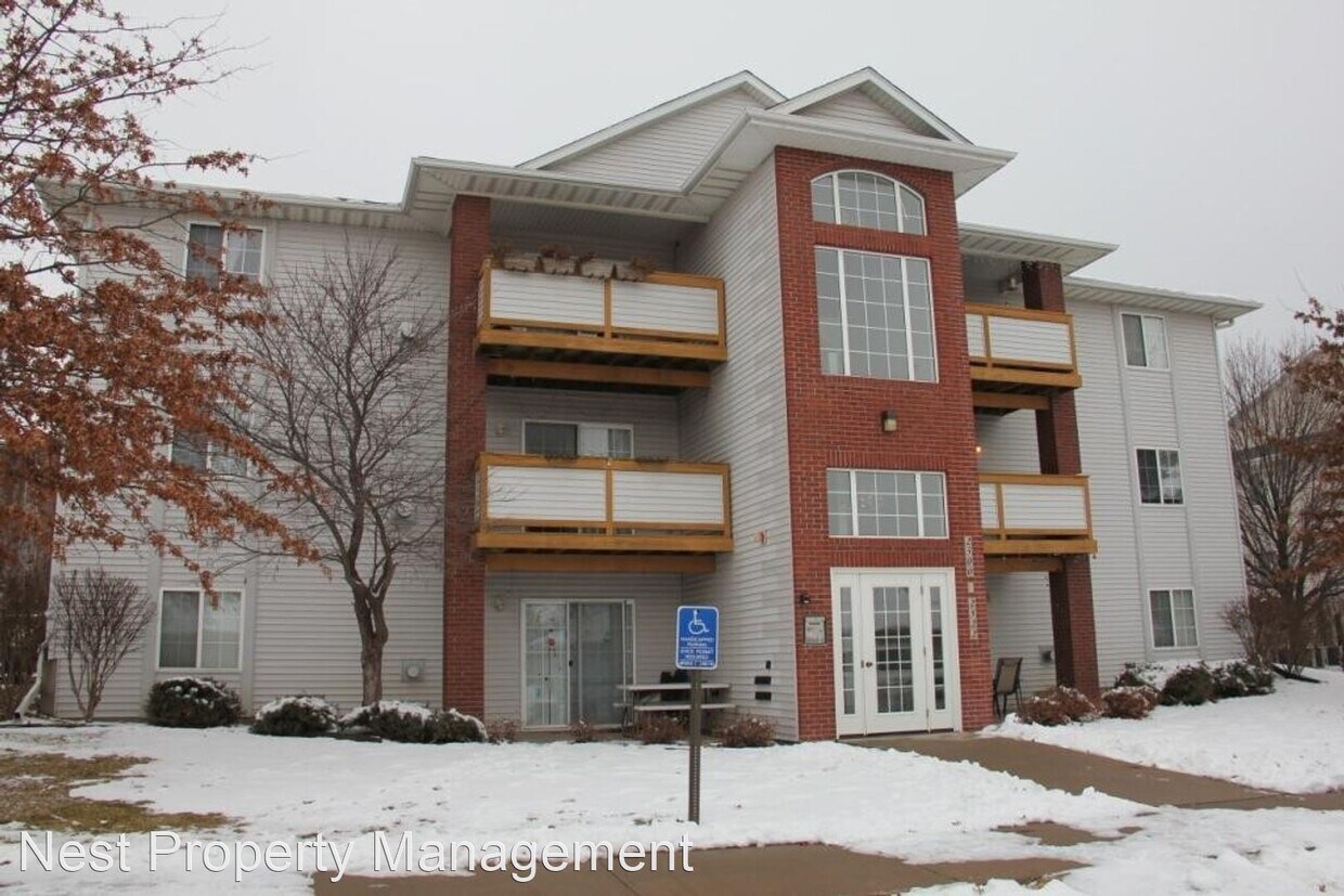 Foto principal - 2 br, 1 bath House - 2508 Rushmore Dr