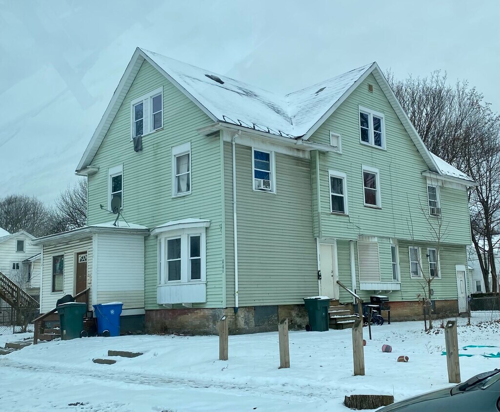 Foto principal - 110 Ambrose St