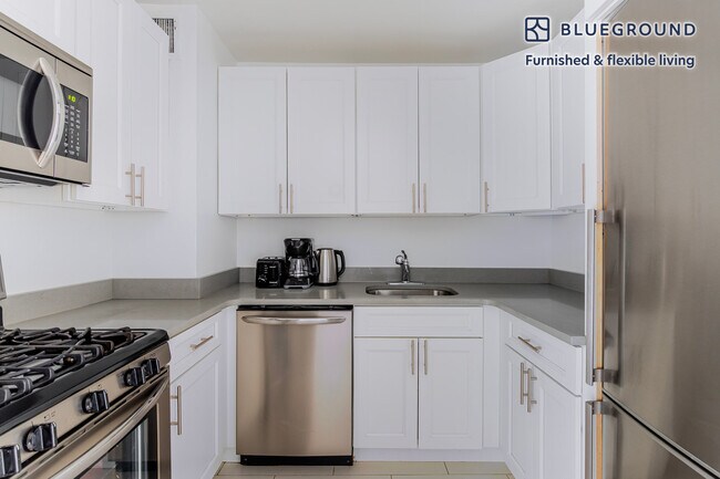 Foto del edificio - 305 East 86th St