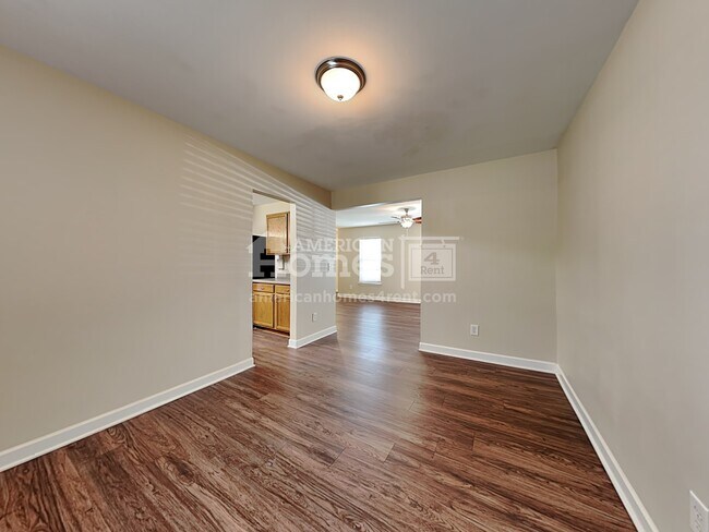 Foto del edificio - 4215 Bailey Court