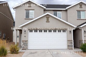 Building Photo - 173 E Fiddlers Canyon Rd
