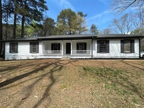 Building Photo - 1202 Lafayette Dr SW