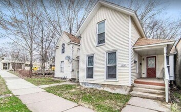 Building Photo - 1591 Plainfield Ave NE