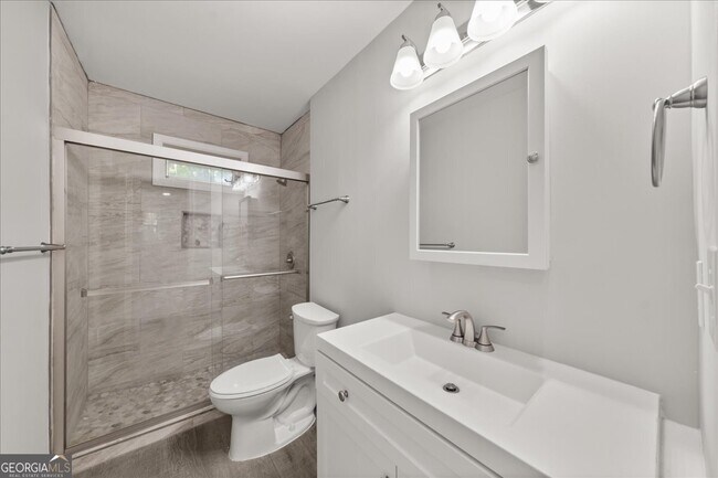 Foto del edificio - 2637 Lester St