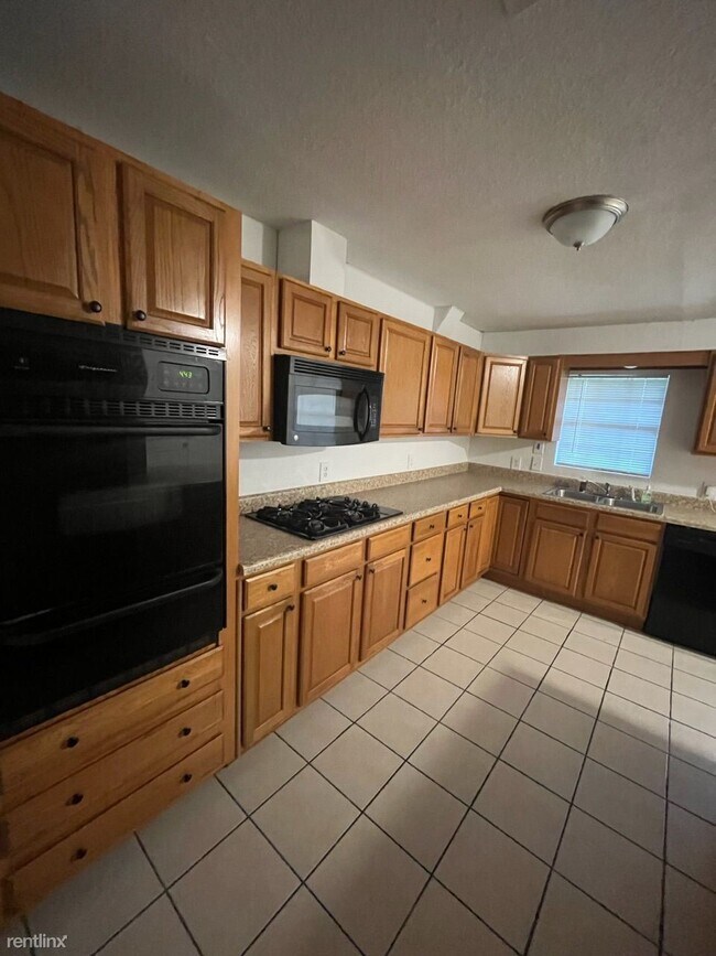 Foto del edificio - 2 br, 1.5 bath House - 66 Holly Cir