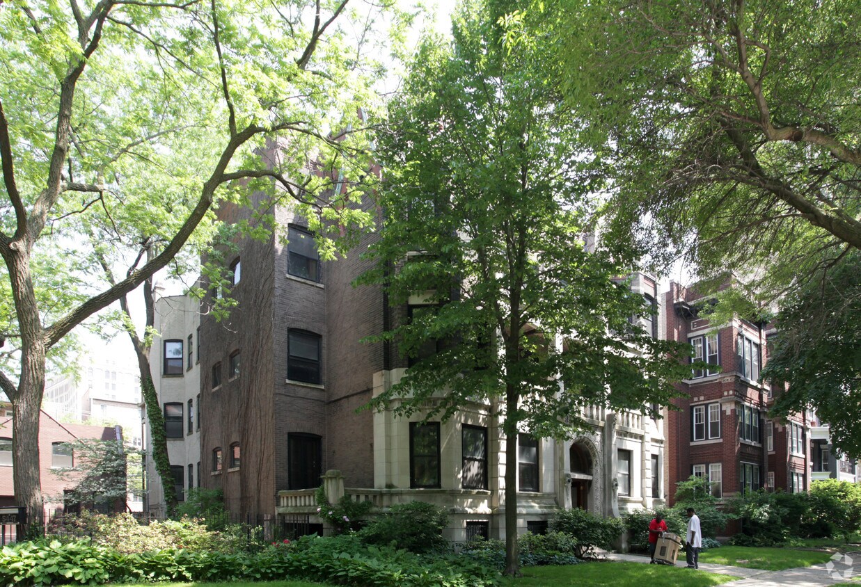 Building Photo - 5451-5453 S Hyde Park Blvd