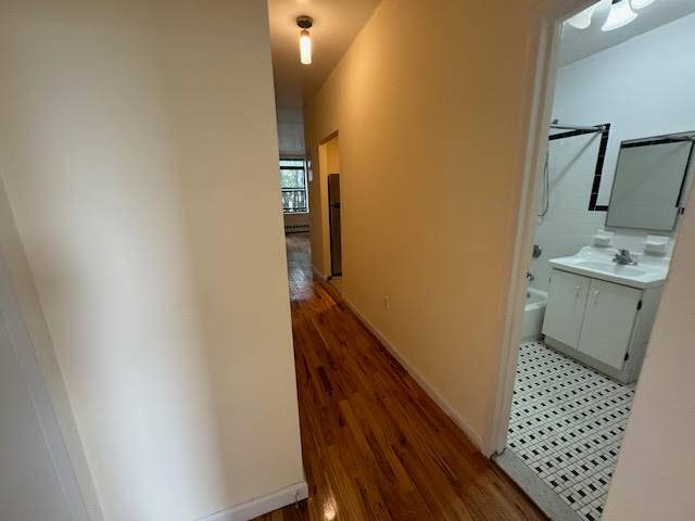 Building Photo - 46 W 127th St