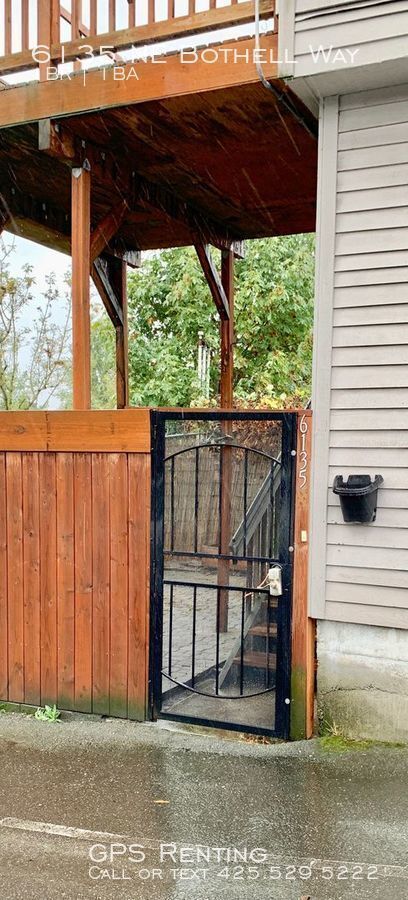 Foto del edificio - 6135 NE Bothell Way