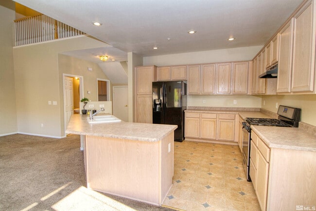 Building Photo - 3363 Fairway Ct