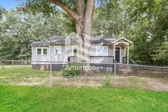 Building Photo - 137 Cannon Rd