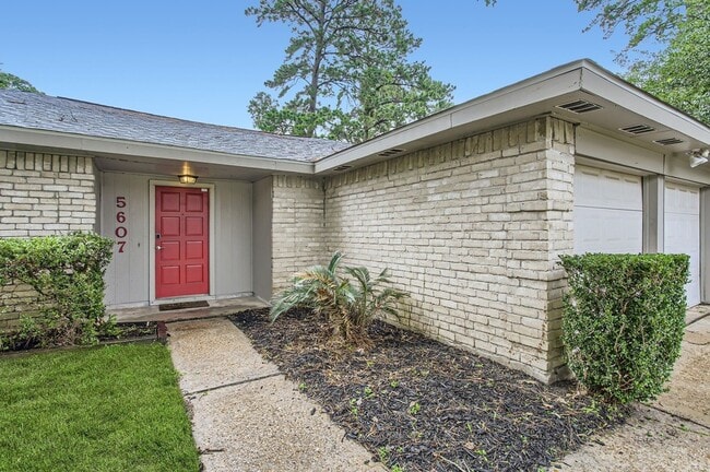 Building Photo - 5607 Circlegate Dr