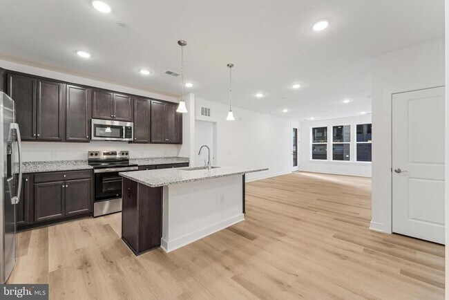 Foto del edificio - 21731 Dovekie Ter