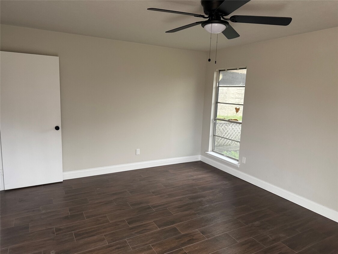 Building Photo - 3102 Green Apple Dr