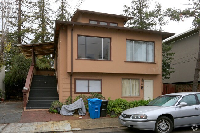 21 and 25 Lodato Ave - 33 Lodato Ave