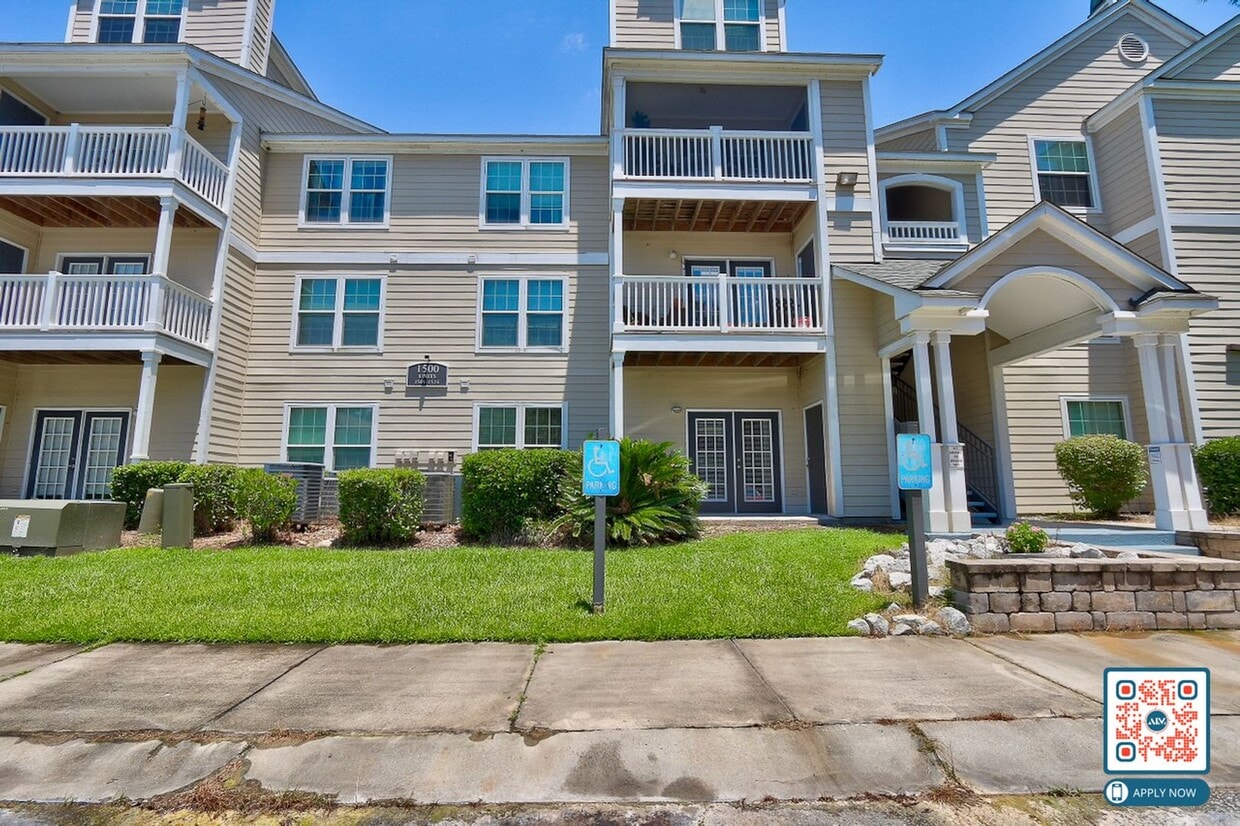 Foto principal - MOVE IN THIS YEAR - FREE MONTH'S RENT IN 1st 90 DAYS!