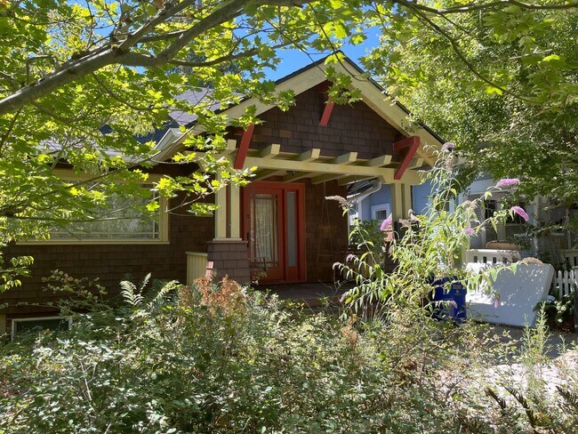 Building Photo - Charming Two-Story Home with Timeless Char...
