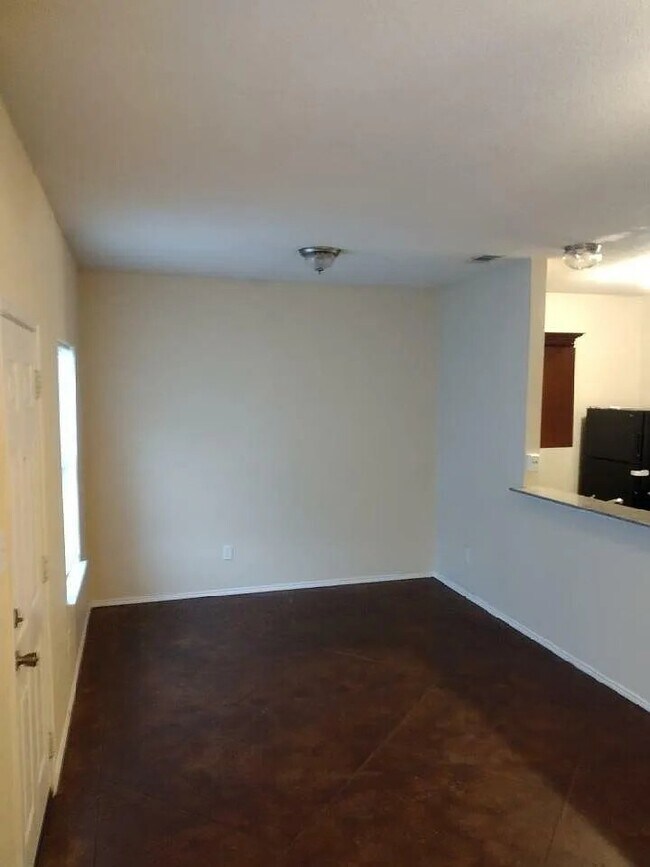 Foto del edificio - 2343 Aldergate Dr