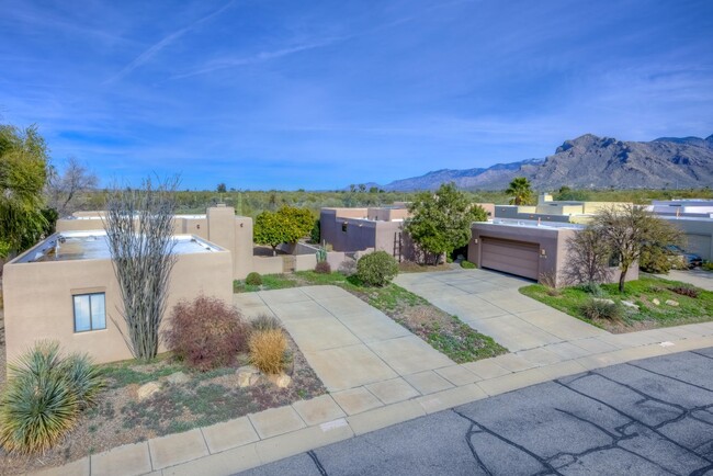 Foto del edificio - Beautiful Southwest Home with Mountain Vie...