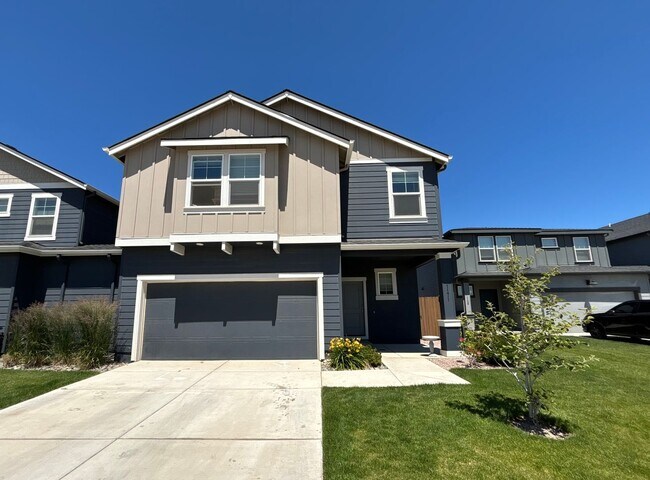 Building Photo - Stunning home located in Canyon Ridge! 4/2...