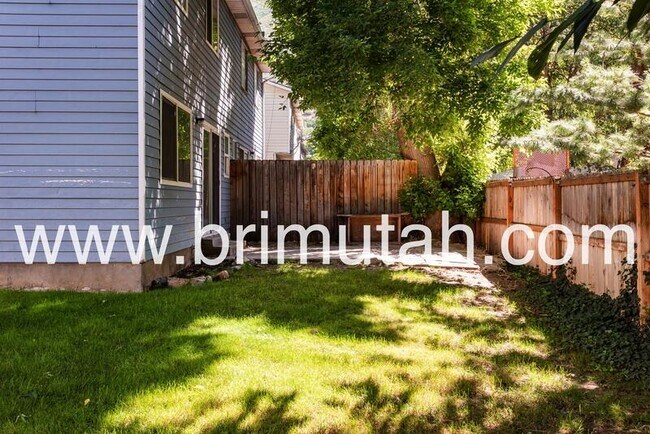 Building Photo - 3470 Chadbourne Dr