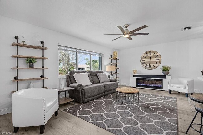 Foto del edificio - 5301 Shalley Cir E