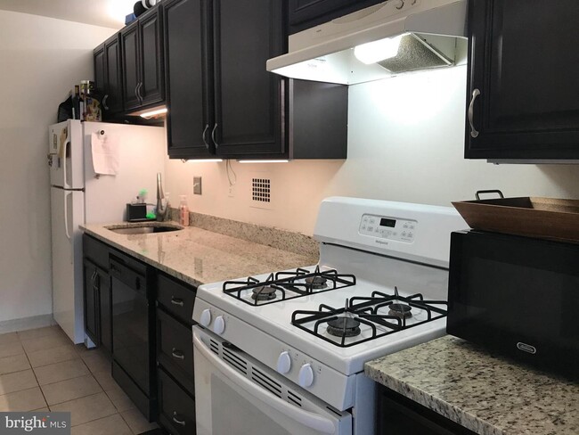 Foto del edificio - 4515 Willard Ave